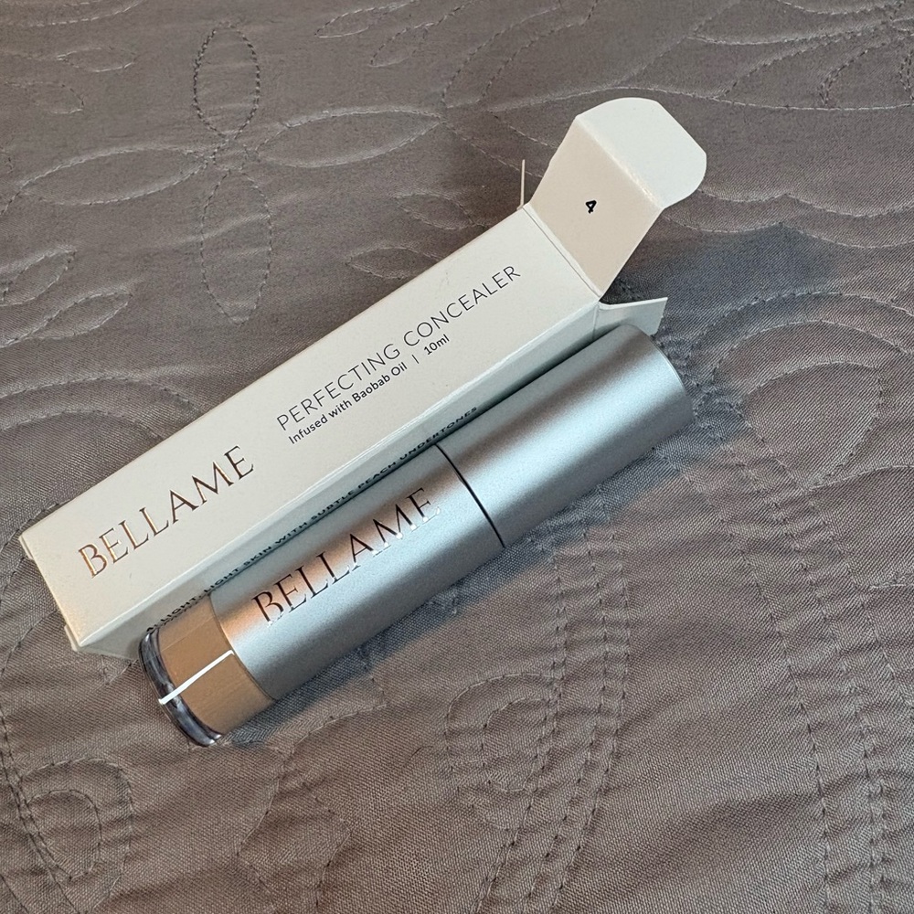 Bellame Perfecting Concealer